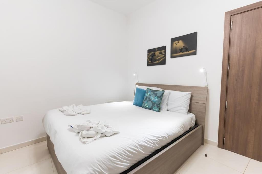 Sea View-hosted By Sweetstay