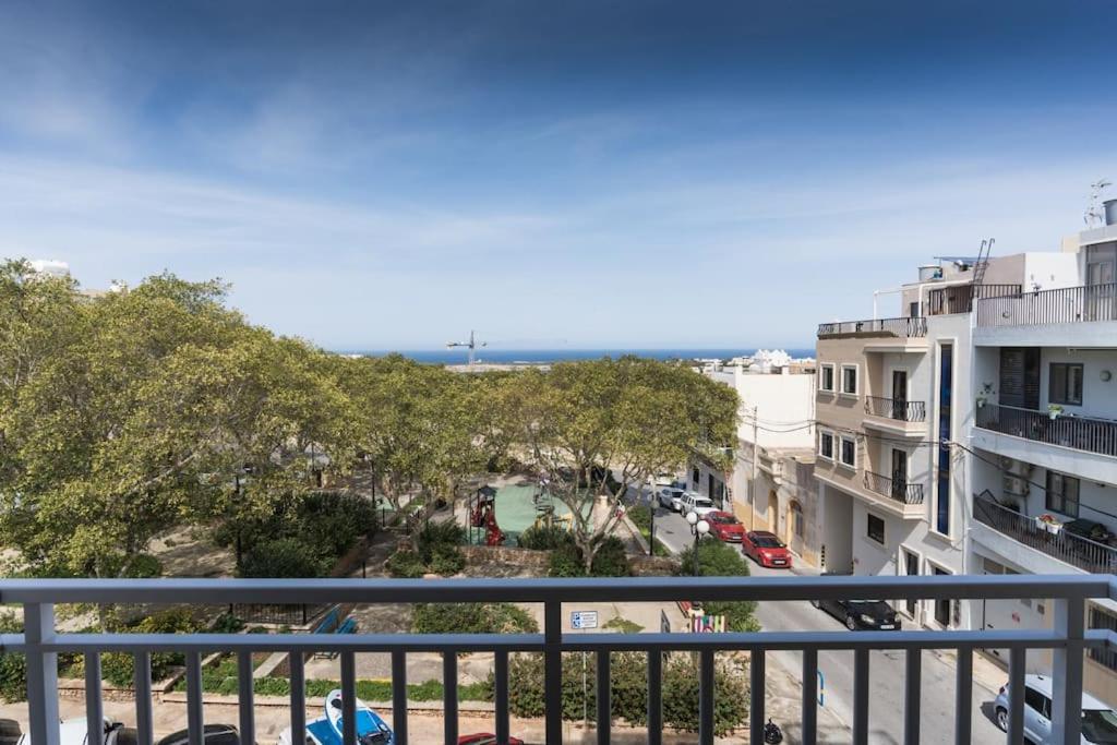Sea View-hosted By Sweetstay Apartment *